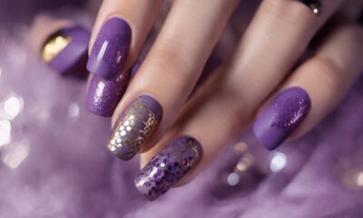 purple nails bold style