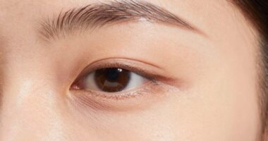 proper concealer primer application